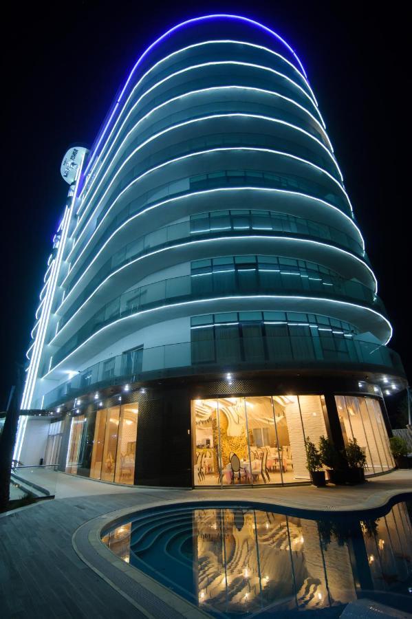 White Tower Private Apartment Beach View Mamaia Buitenkant foto