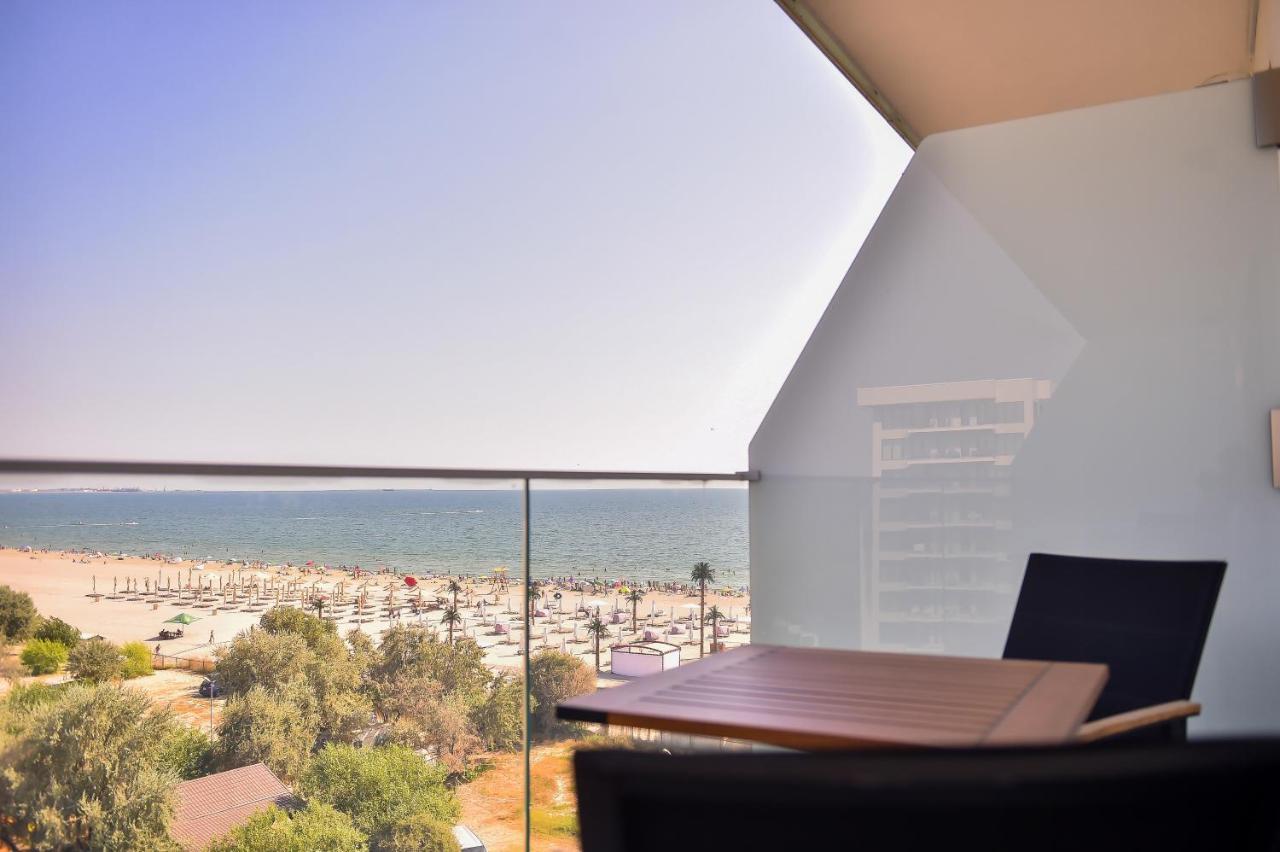 White Tower Private Apartment Beach View Mamaia Buitenkant foto